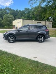 Image of 2018 TOYOTA RAV4